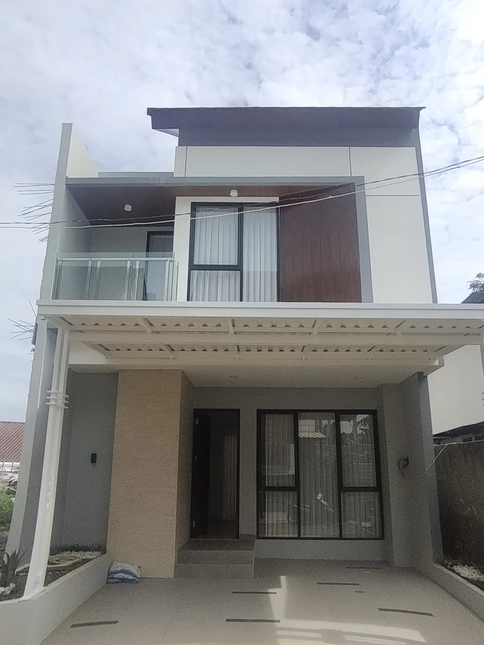 PACHIRA RESIDENCE BINTARO